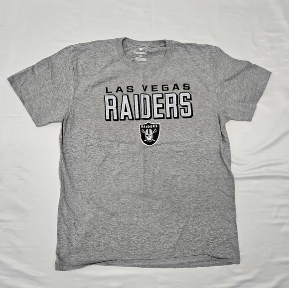 Las Vegas Raiders Size: L Fanatics Brand Grey Unisex Short Sleeve t-shirt - Picture 1 of 6